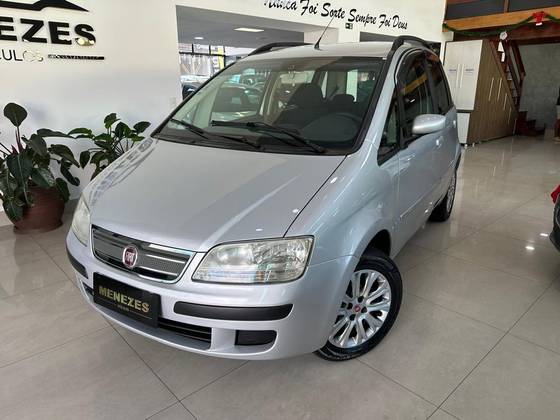 FIAT IDEA 1.4 MPI ELX 8V FLEX 4P MANUAL FIAT IDEA 1.4 MPI ELX 8V FLEX 4P MANUAL
